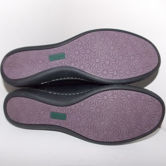 EASTLAND black leather boots size 6.5M - Picture 5 of 7